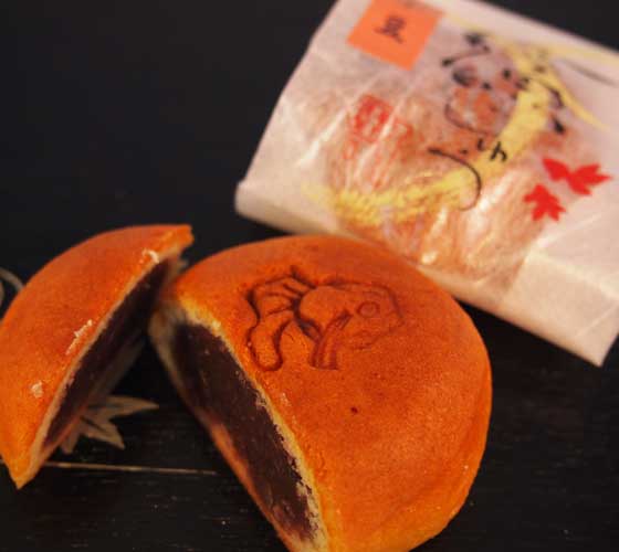 山口県柳井市の銘菓　華月堂の和菓子　金魚まんじゅう